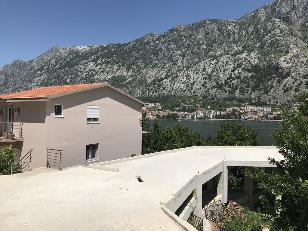 Apartmani Cuce Kotor Ngoại thất bức ảnh